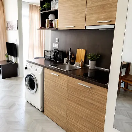 Bellissima Studio Sarafovo Е Вашият Уютен Дом Само На 3 Минути От Плажа Appartement Burgas